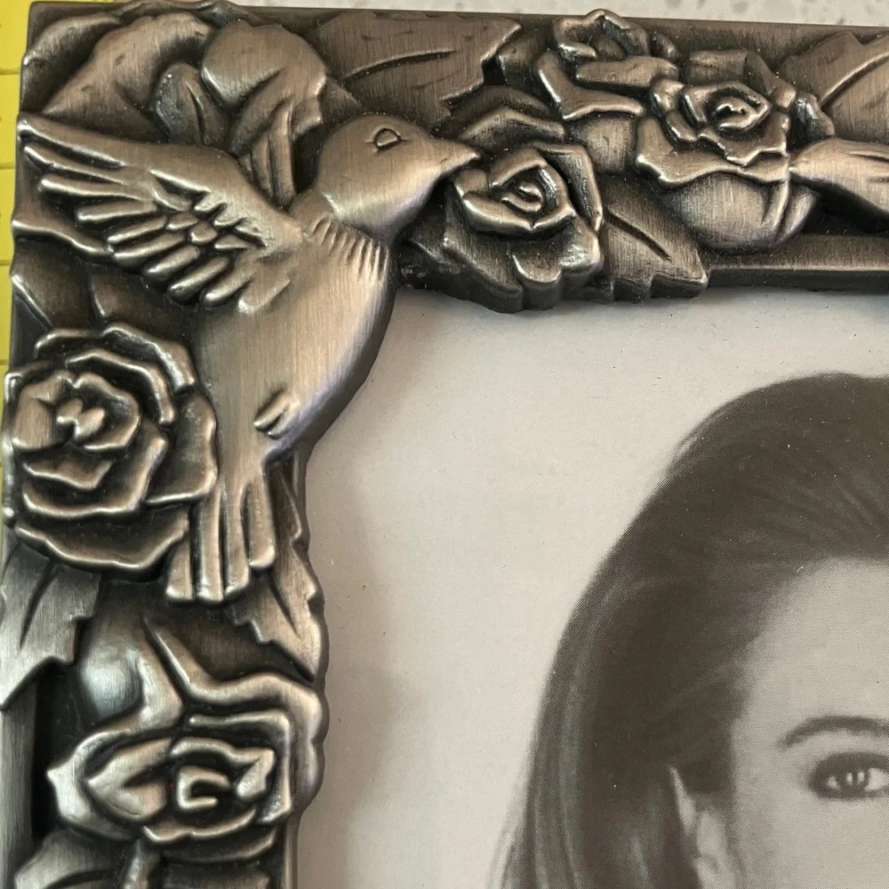 Vintage 3 D Pewter Lattice Flower, Butterfly, & Hummingbird photo frame &‎ album